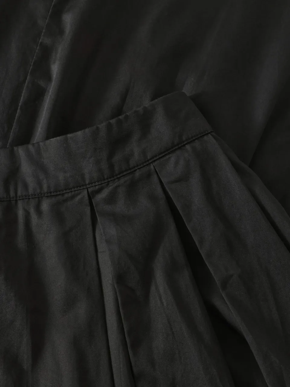 KnowledgeCotton Apparel dames vegan Rok Satin Pleat Gitzwart zwart, foto 2