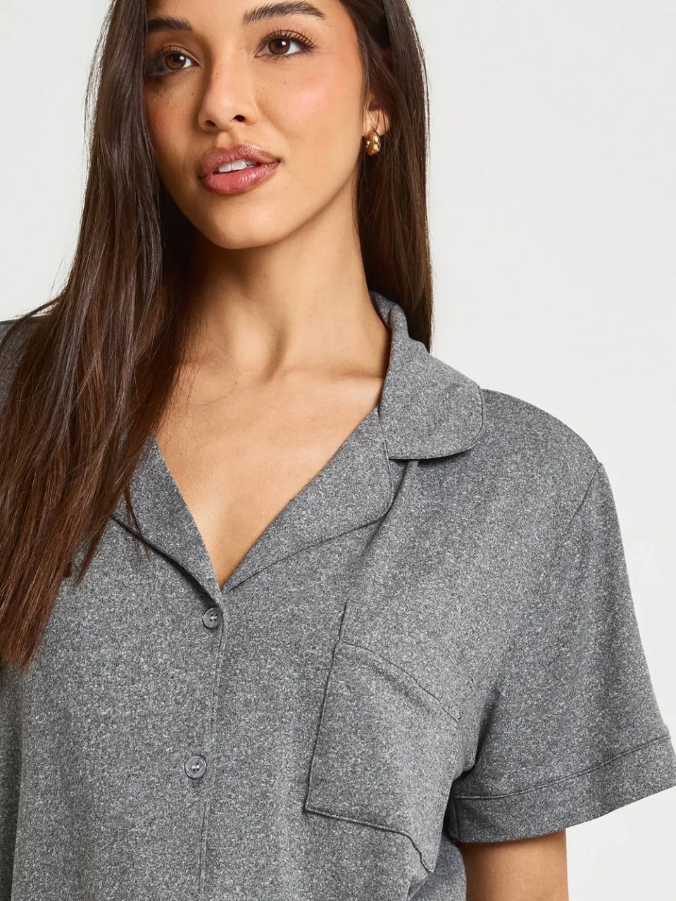 boohoo Dames Zachte Korte Mouw Shirt & Shorts Pyjama Set grijze mergel, foto 4