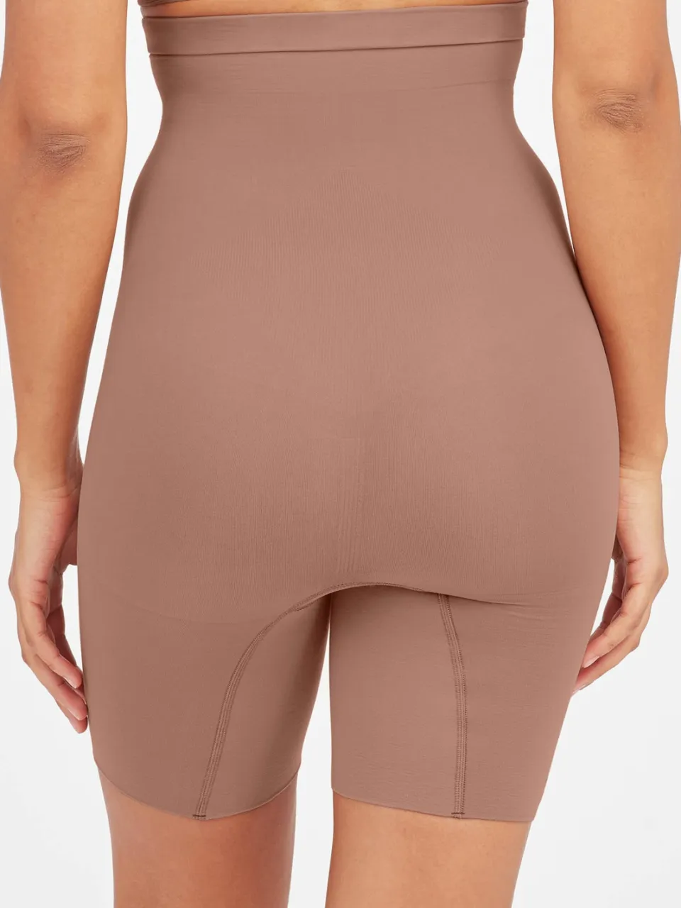 SPANX SPANXsculpt™ Seamless Power seamless high waist sterk corrigerende short donkerbeige, foto 3