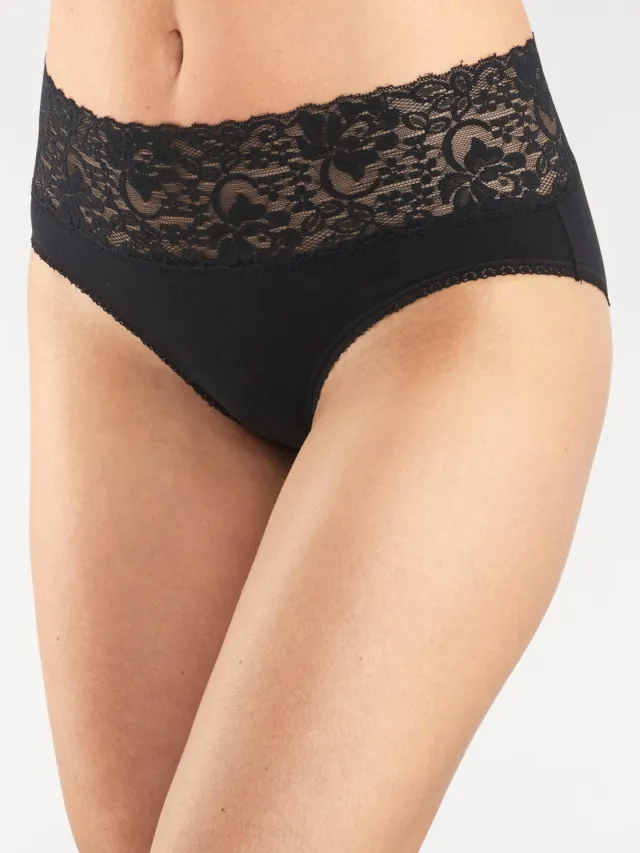 slip met kant zwart