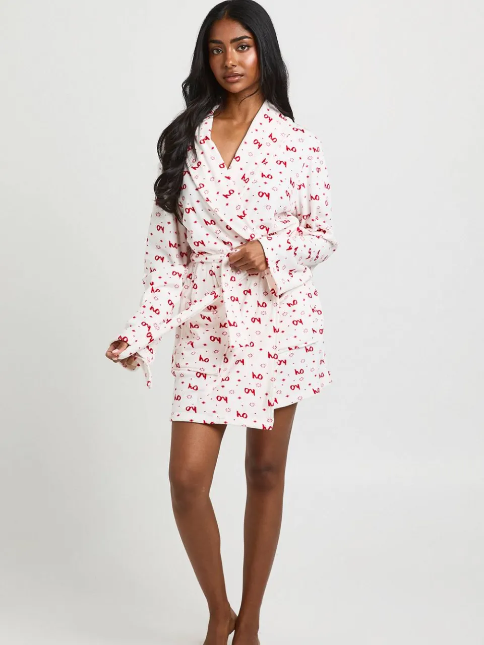 boohoo Dames Kerst Fleece Mini Ochtendjas Met Print Wit