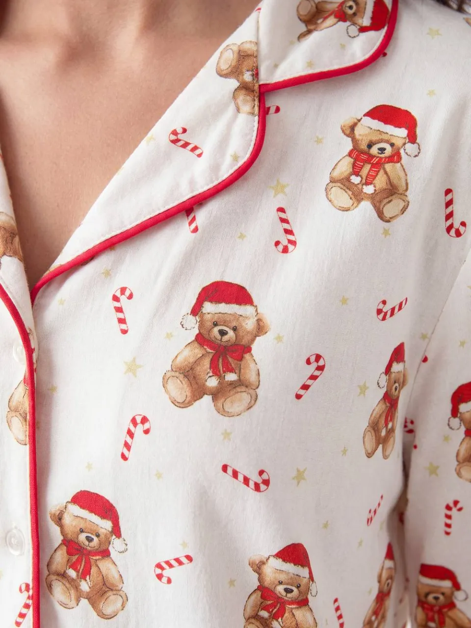 boohoo Dames Kerstbeer & Zuurstok Print Pyjama Set Met Biesdetail Lange Mouw & Broek wit, foto 2