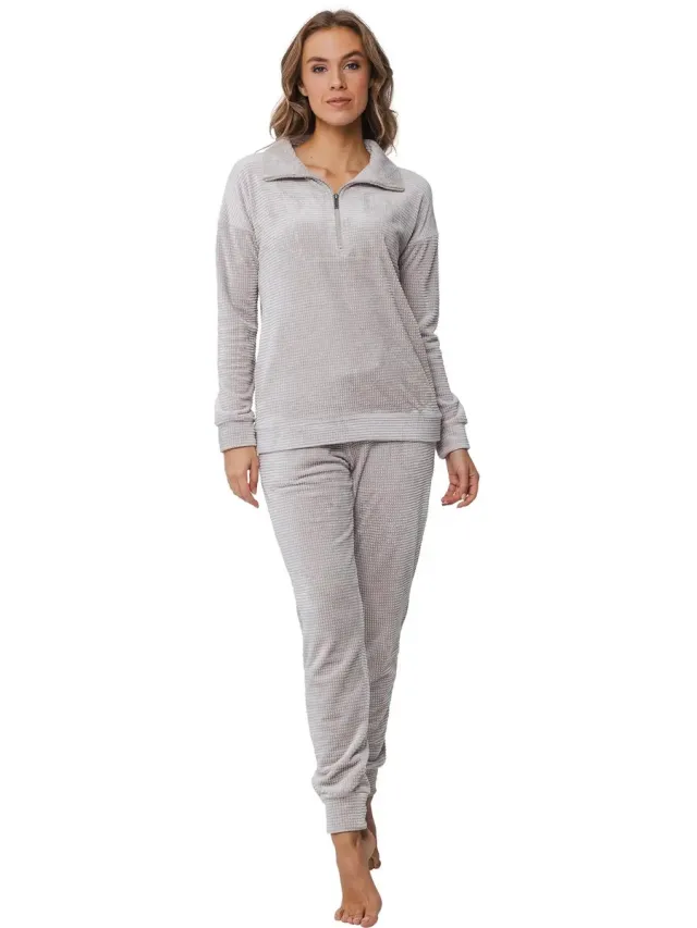 Pastunette Warm velours huispak - Modern brown - Warm 2-delig pyjama pak fleece - 48 - Creme