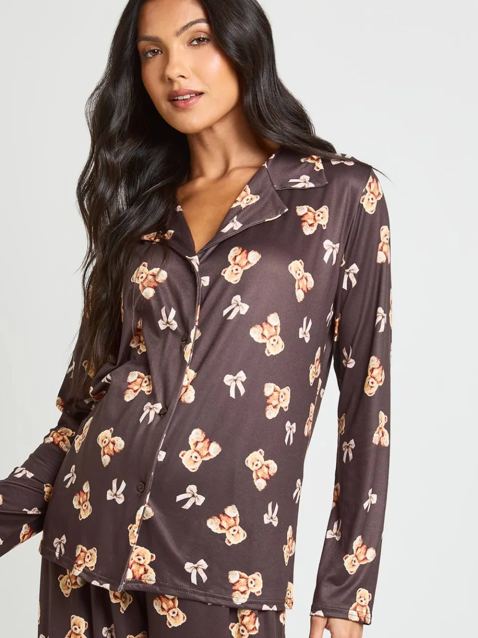 boohoo Dames Zwangerschaps Pyjamaset Met Berenprint - Shirt Met Lange Mouwen & Broek chocoladebruin, foto 4