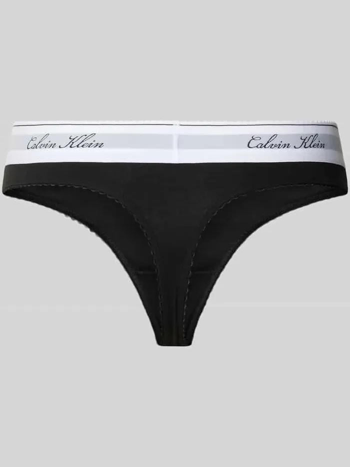 Calvin Klein String van katoenmix met modaalgehalte model 'SCRIPT Thong' Zwart