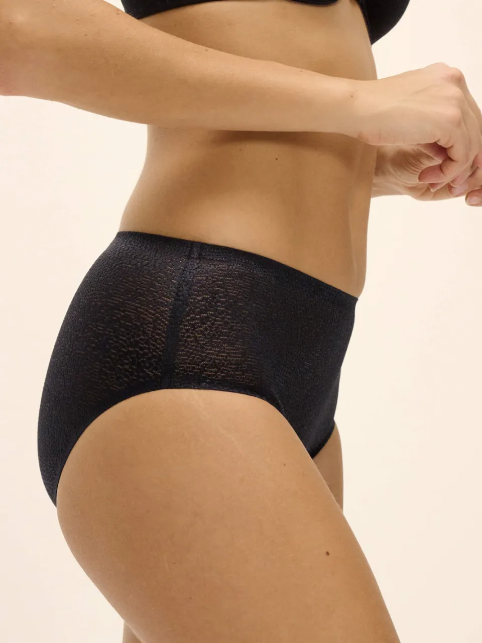 Wacoal Beaute Appeal slip rood, foto 4