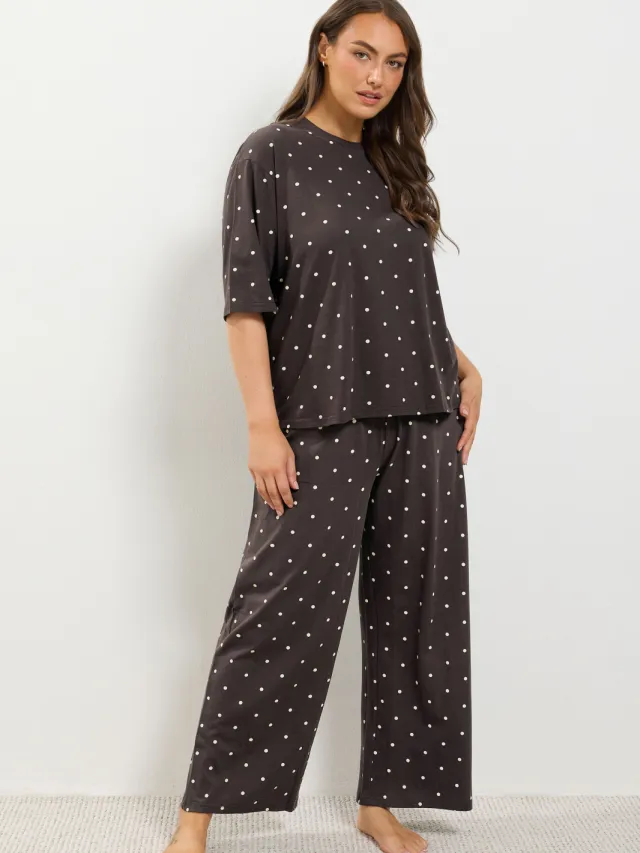 Yours Chocoladebruine Pyjamaset Met Stippen-48 Brown