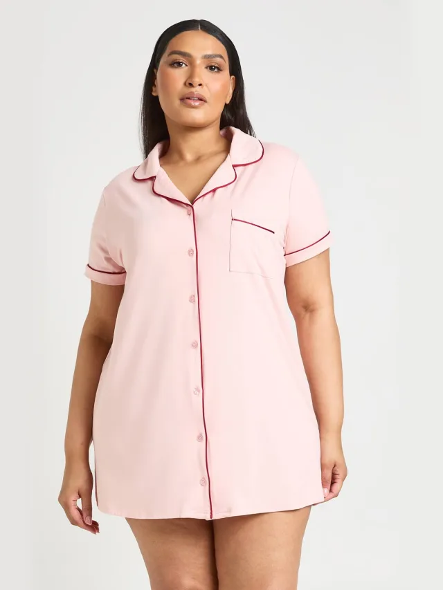 boohoo Dames Plus Nachthemd Met Korte Mouwen En Biesdetail Baby Roze