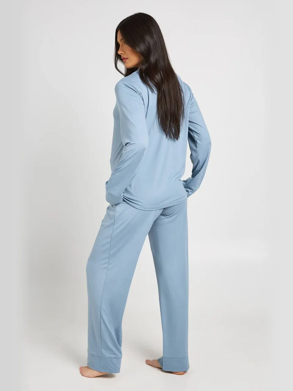 boohoo Dames Zwangerschaps Pyjama Set Met Zacht Aanvoelend Doorknoop Shirt En Broek lichtblauw, foto 2