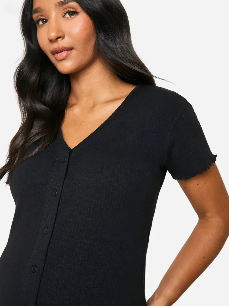 boohoo Dames Zwangerschaps Geribbeld Nachthemd met Knoopsluiting zwart, foto 4