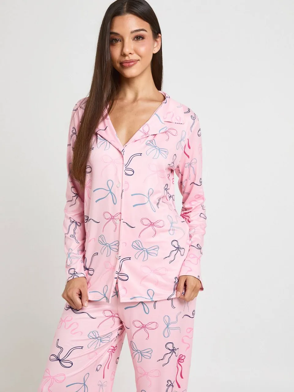 boohoo Dames Pyjama Set Met Strikjesprint En Lange Mouwen & Broek baby roze, foto 4