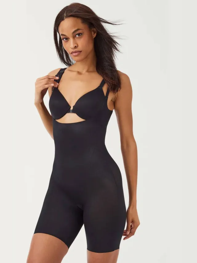 SPANX SPANXshape™ Invisible medium corrigerende Open-Bust Mid-Thigh bodysuit zwart