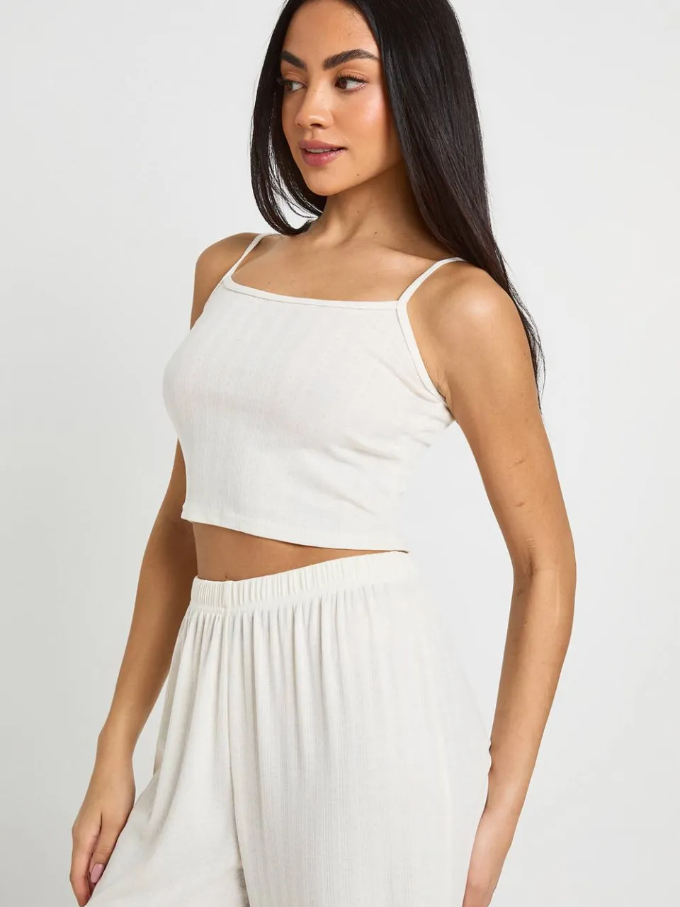 boohoo Dames Pointelle Hemdje En Wijde Pyjama Broek Set beige, foto 4