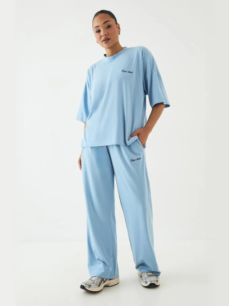 DSGN Studio Dames Dsgn Studio Lounge T-shirt Met Korte Mouwen Oversized Superzacht Lichtblauw
