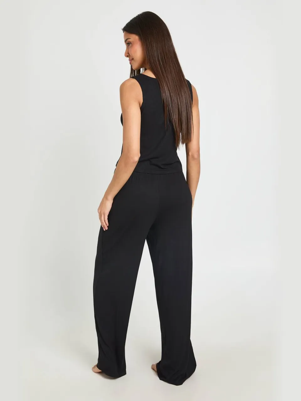 boohoo Dames Zachte Geribbelde Pyjama Set Met Knoopsluiting Top & Wijde Pijpen Broek zwart, foto 2
