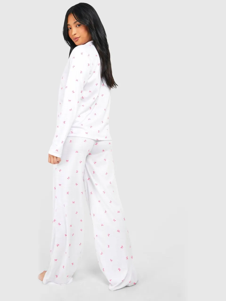 boohoo Dames Petite Strikprint Lange Mouw Shirt & Broek Pyjama Set wit, foto 2