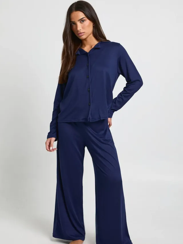 boohoo Dames Petite pyjama set met lange mouw overhemd en broek Marineblauw