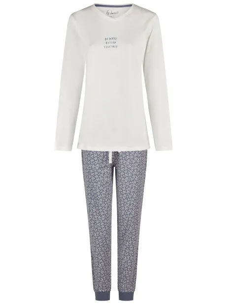 By Louise Dames pyjama set lang v-hals off-white/donkerblauw gebloemd Veelkleurig