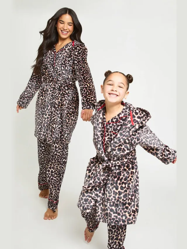 boohoo Dames Dames Bijpassende Familie Luipaardprint Mini Ochtendjas