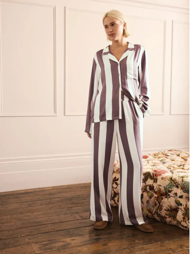 Next Dames - Pyjama's met knoopsluiting - Bruin Neutral Stripe