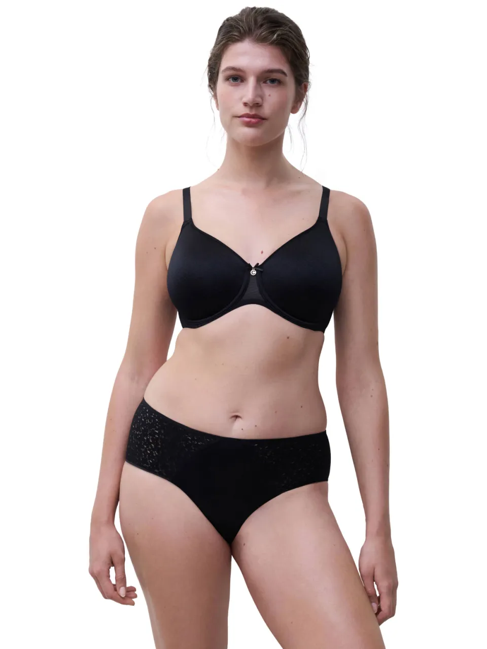 Chantelle EasyFeel voorgevormde T-shirt-bh met beugel zwart