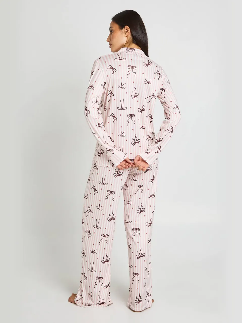 boohoo Dames Pyjama Set Met Strikprint, Lange Mouwen En Broek baby roze, foto 2