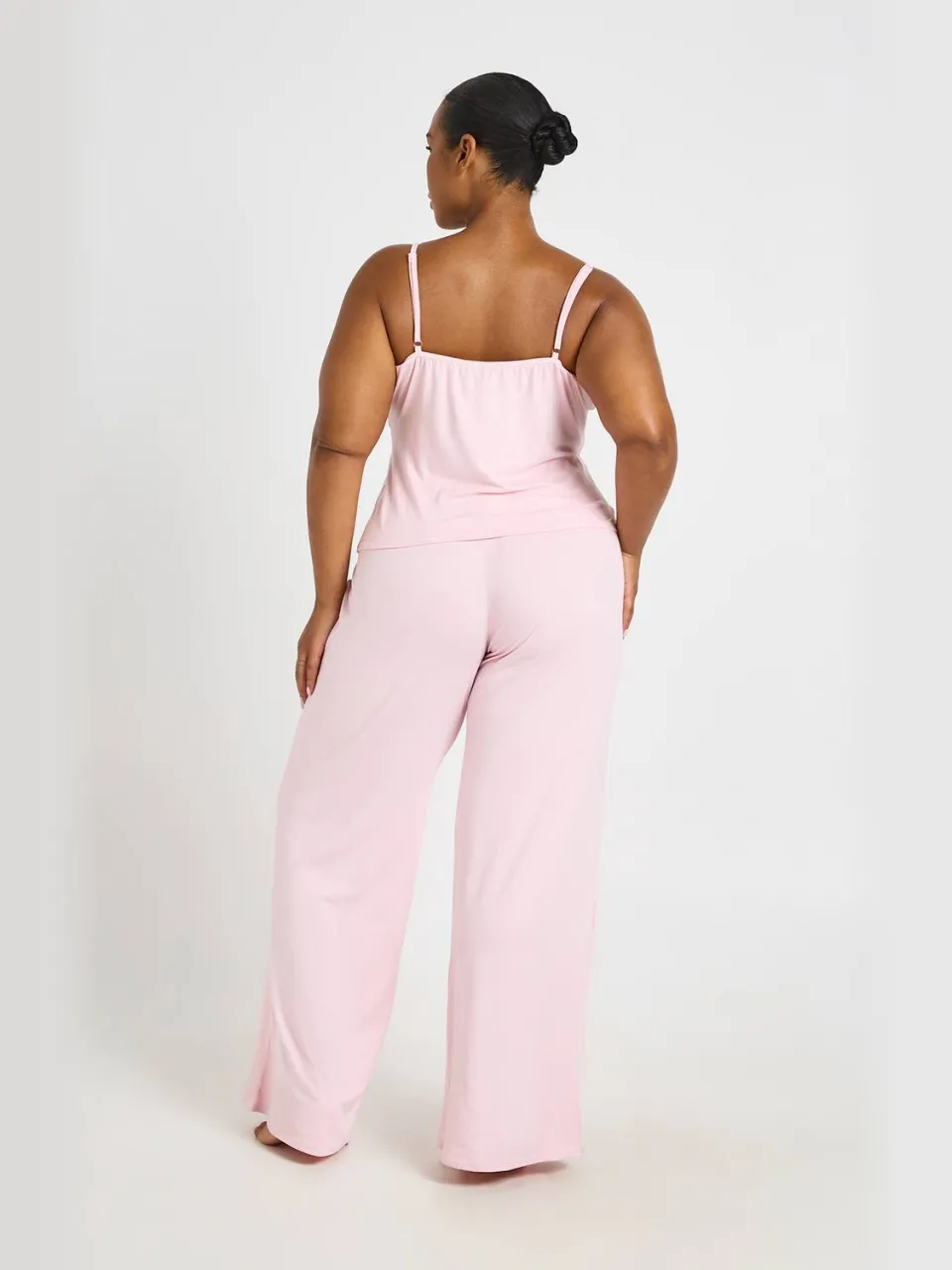 boohoo Dames Plus Contrast Cami Pyjama Top En Broek Set baby roze, foto 2