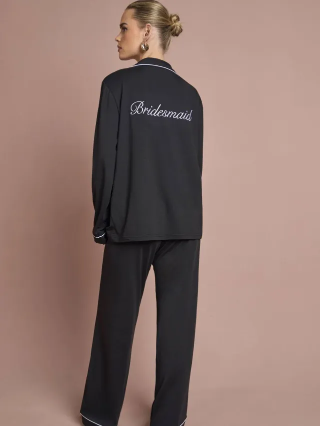 boohoo Dames Bruidsjurk 'bruidsmeisje' Jersey Geborduurd Lange Mouw Shirt & Broek Pyjama Set Zwart