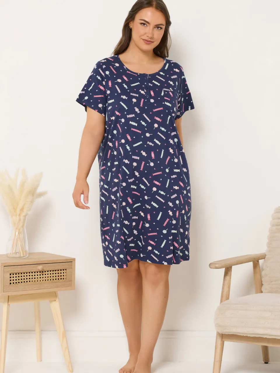 Yours Marineblauw Midaxinachthemd Met Zoete Print En Knoopsluiting-60, foto 2
