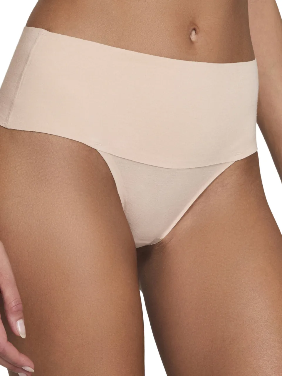 SPANX Undie-tectable corrigerende string Supima Cotton lichtbeige