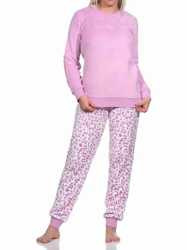 Normann Damespyjama met lange mouwen in dierenlook met manchetten in koraalfleece pink