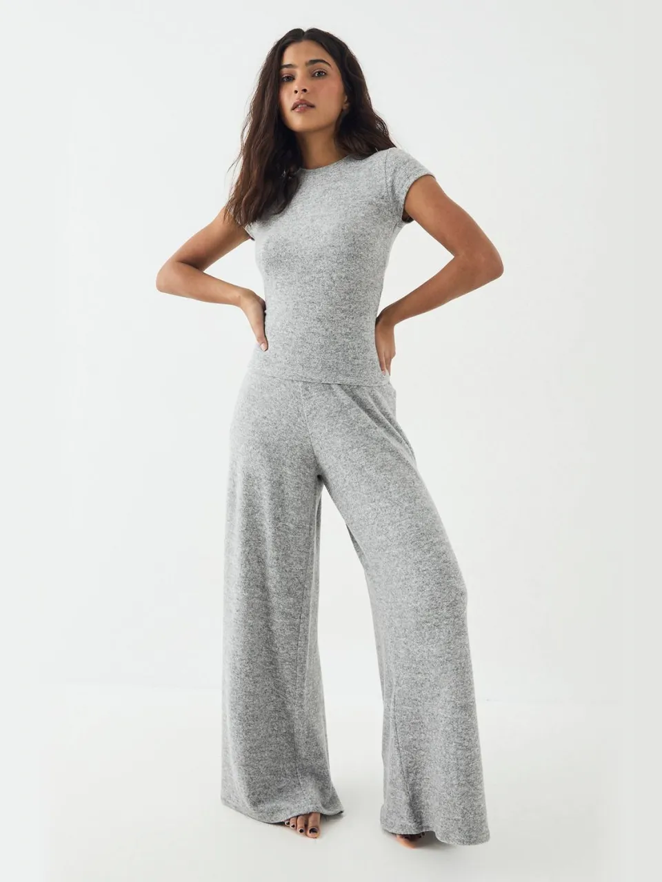 Dames DSGN Studio Lounge Loose Fit T-Shirt asgrijs, foto 3