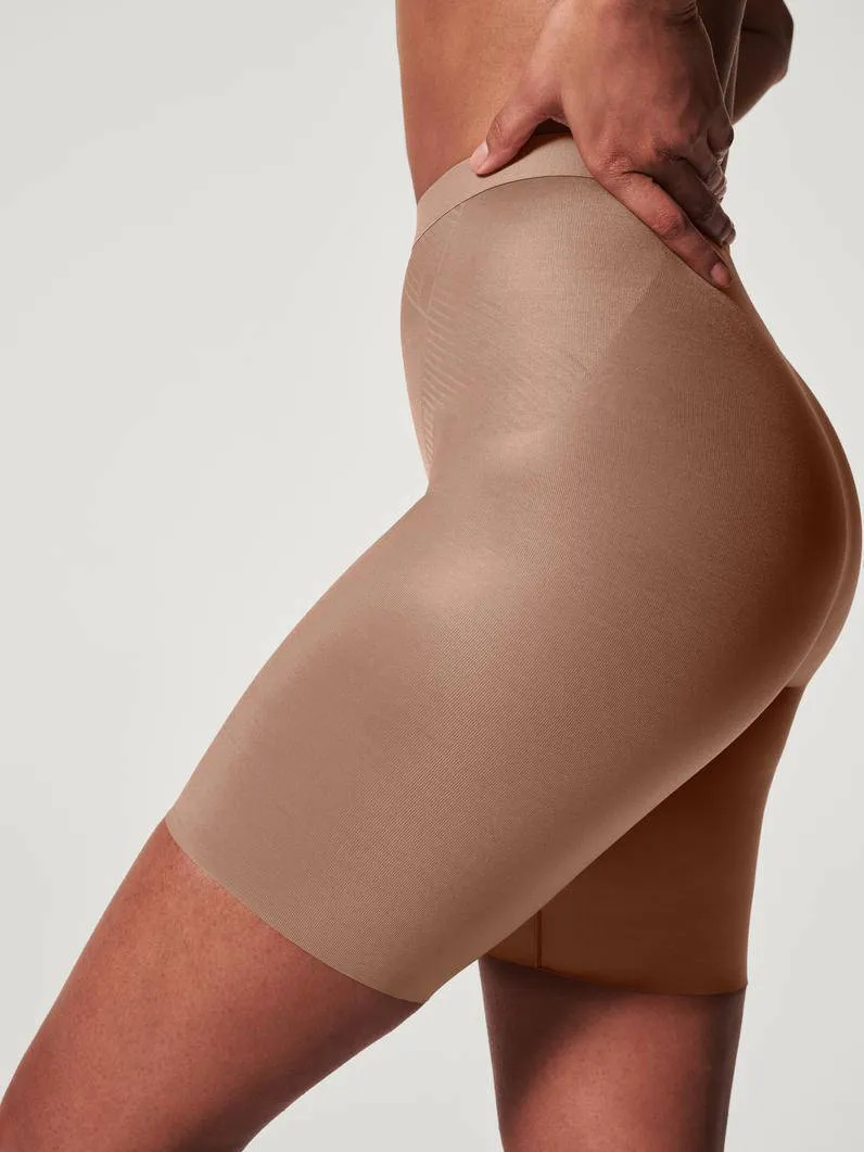 SPANX SPANXshape™ Invisible medium corrigerende Mid-Thigh short donkerbeige, foto 4