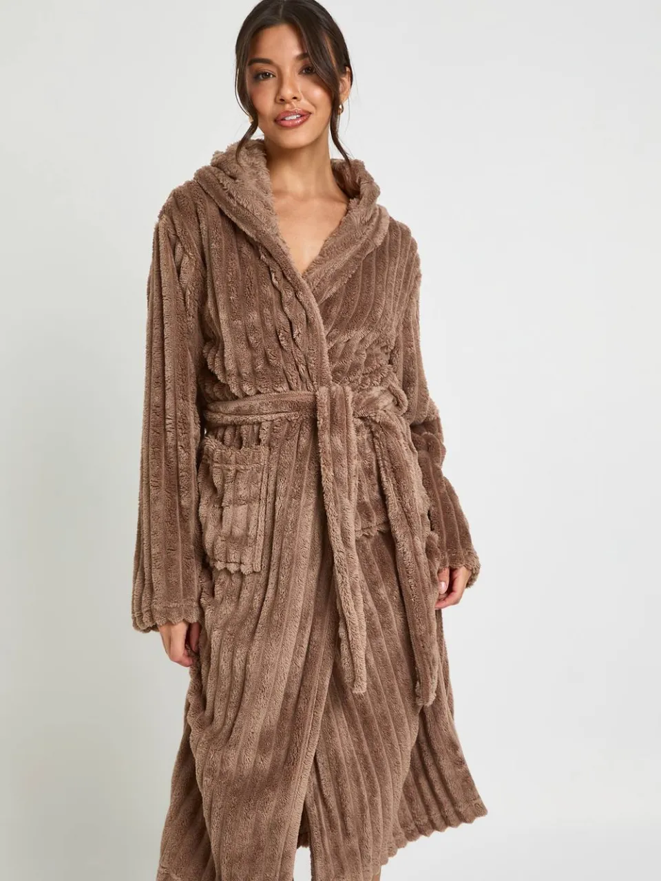 boohoo Dames Geribbelde Fleece Kamerjas Met Capuchon Lang mokka, foto 2