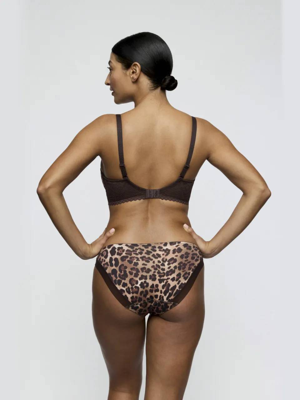 PrimaDonna Twist Giganni voorgevormde beugel-bh met panterprint - bruin/beige, foto 3