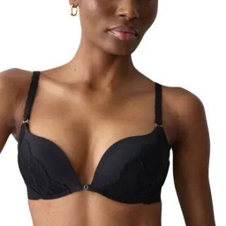 Triumph Love In Lace push-up bh met beugel zwart Rood,Zwart,Roze