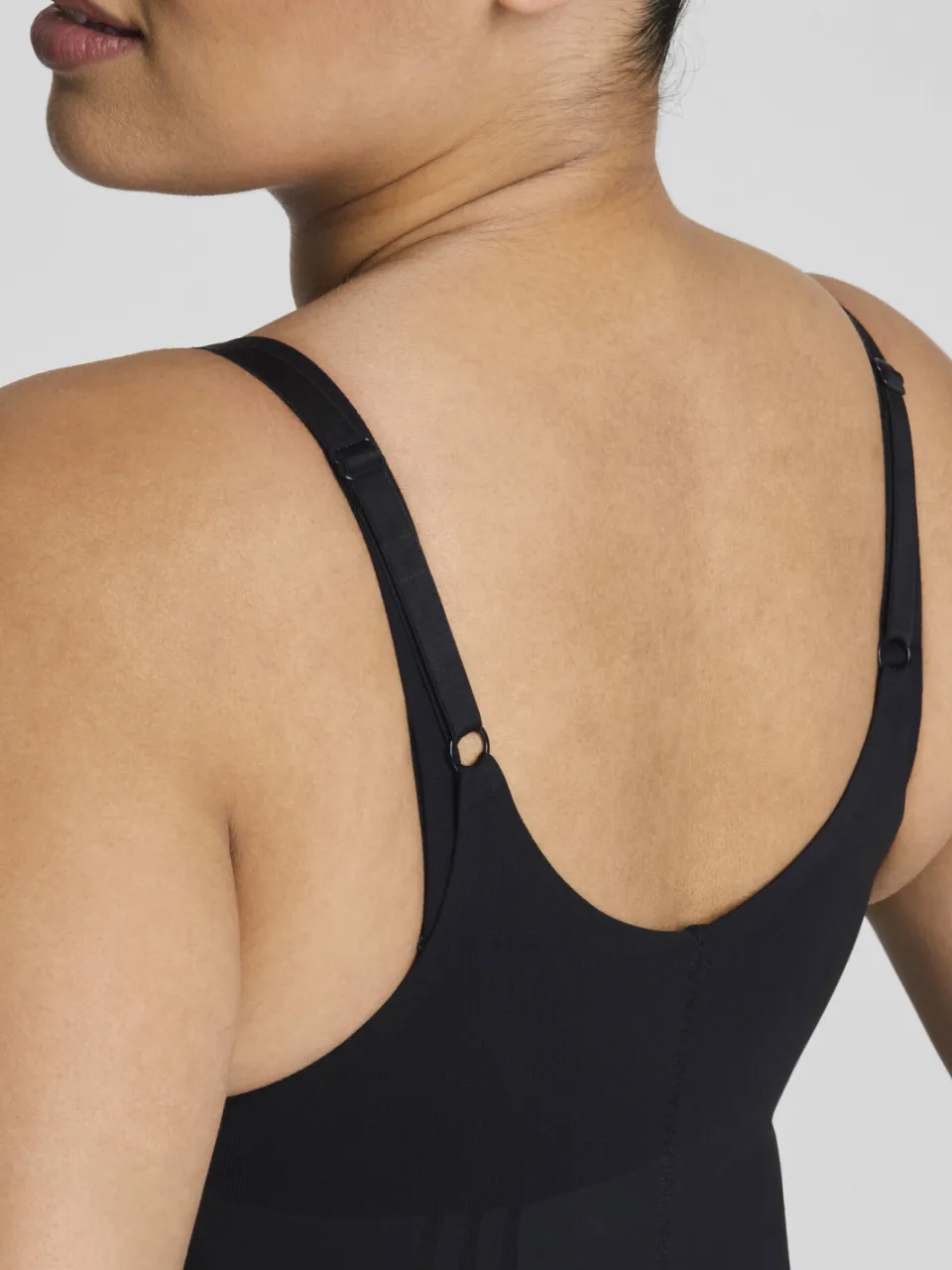 SPANX SPANXsculpt™ GoFigure seamless sterk corrigerende bodysuit Open Bust Mid Thigh zwart, foto 7