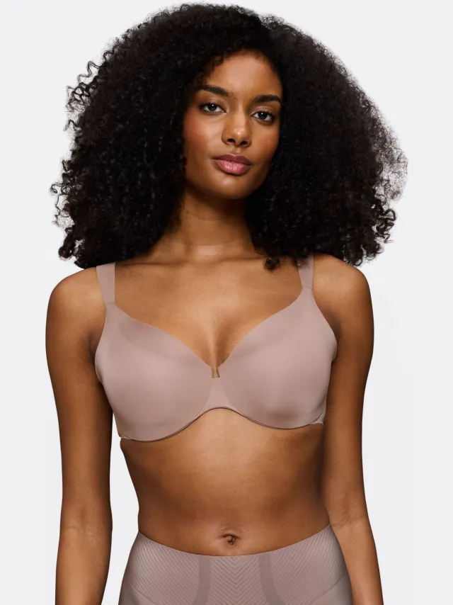 Triumph Body Make-Up Illusion Curve minimizer lichtbruin