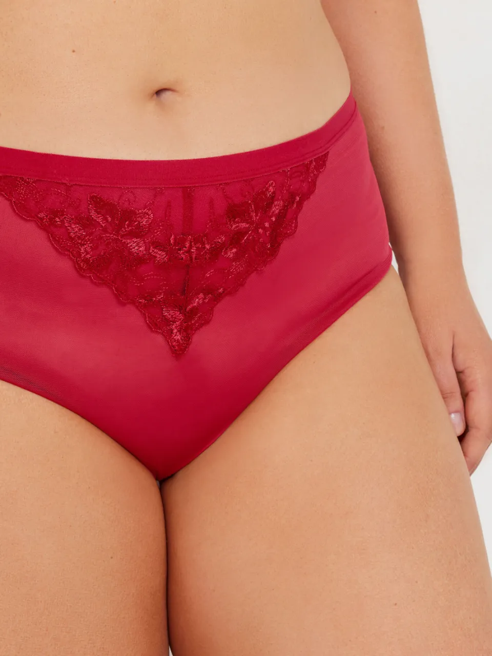 Yours Set Van Twee Paar Slips Met Kanten Inzet In Rood/Zwart-56, foto 4