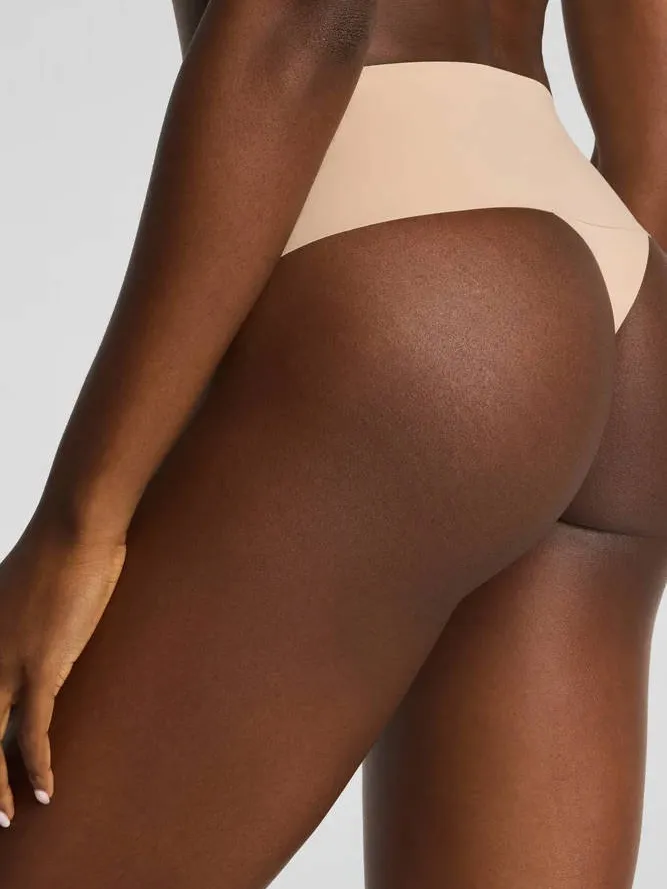 SPANX SPANXsupersmooth™ Undie-tectable seamless licht corrigerende string - beige, foto 4
