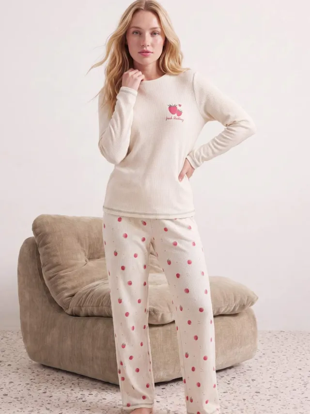 Trendyol TRENDYOLMİLLA Dames 2-pack Ecru Hart- Lang, Regular fit Pyjama- Sets