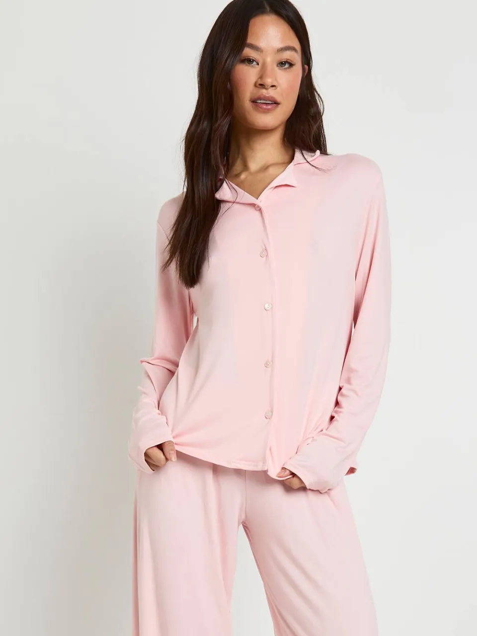 boohoo Dames Pyjamasset voor lange personen: langarmshirt & broek baby roze, foto 3