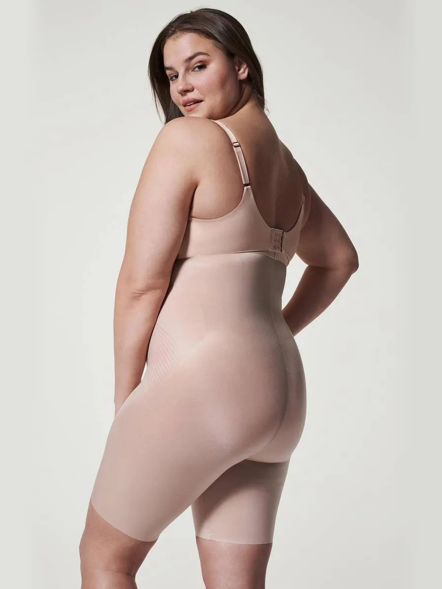 SPANX seamless medium corrigerende High-Waisted Mid-Thigh short beige, foto 3