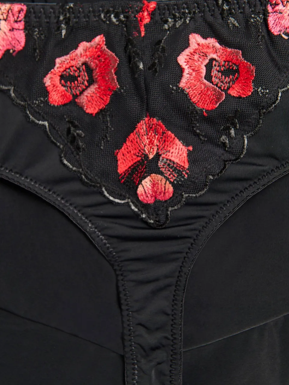 Zizzi Lisandra string zwart/rood, foto 6