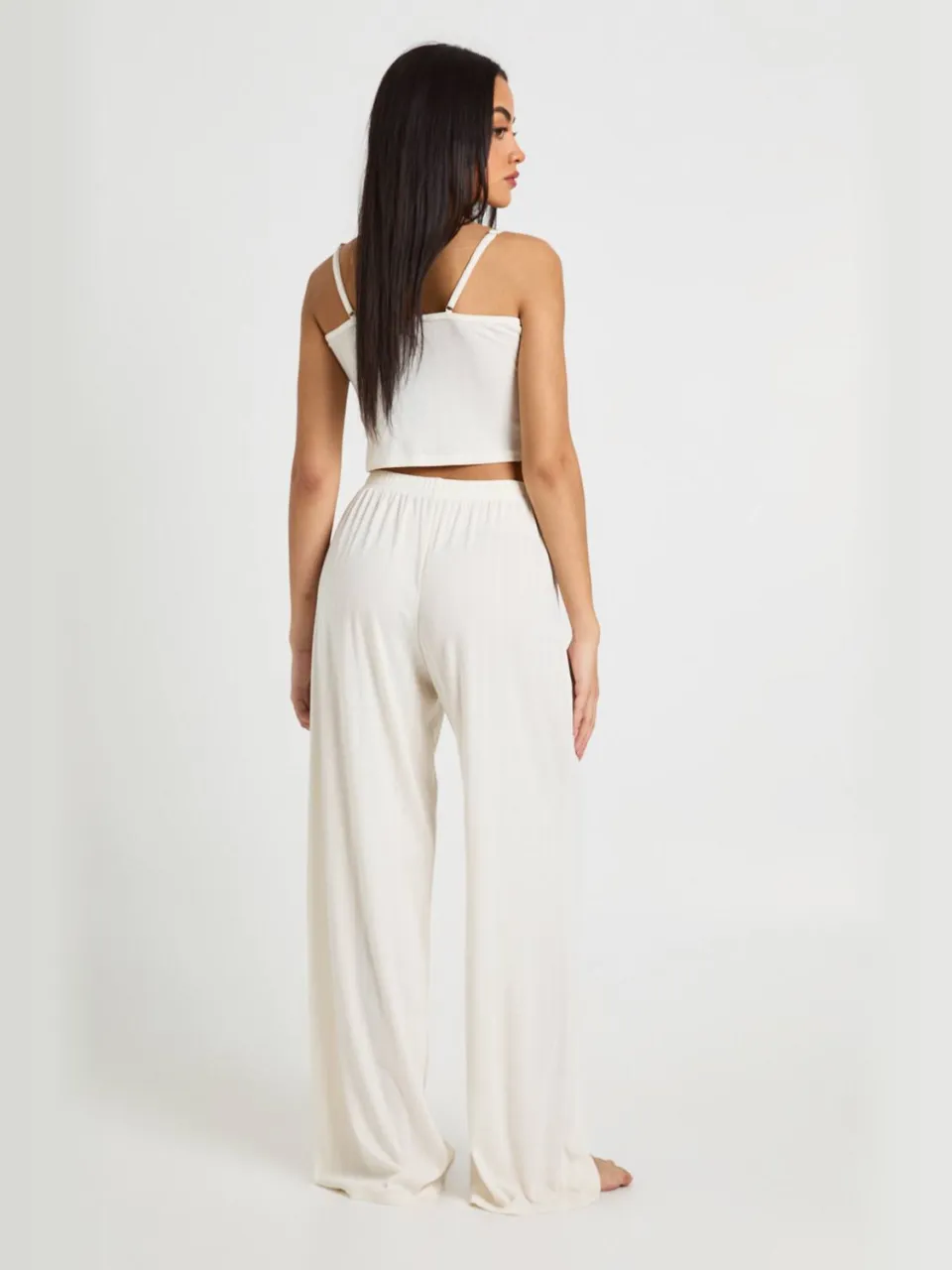 boohoo Dames Pointelle Hemdje En Wijde Pyjama Broek Set beige, foto 2