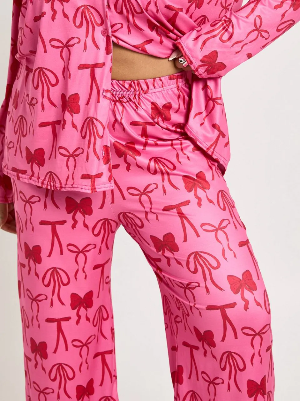 boohoo Dames Plus Strikprint Lange Mouw & Broek Pyjama Set roze, foto 4
