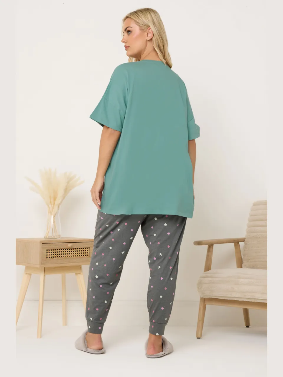 Yours Groene Lets Avo A Duvet Day Pyjamaset Met Omslagmanchetten-44, foto 3