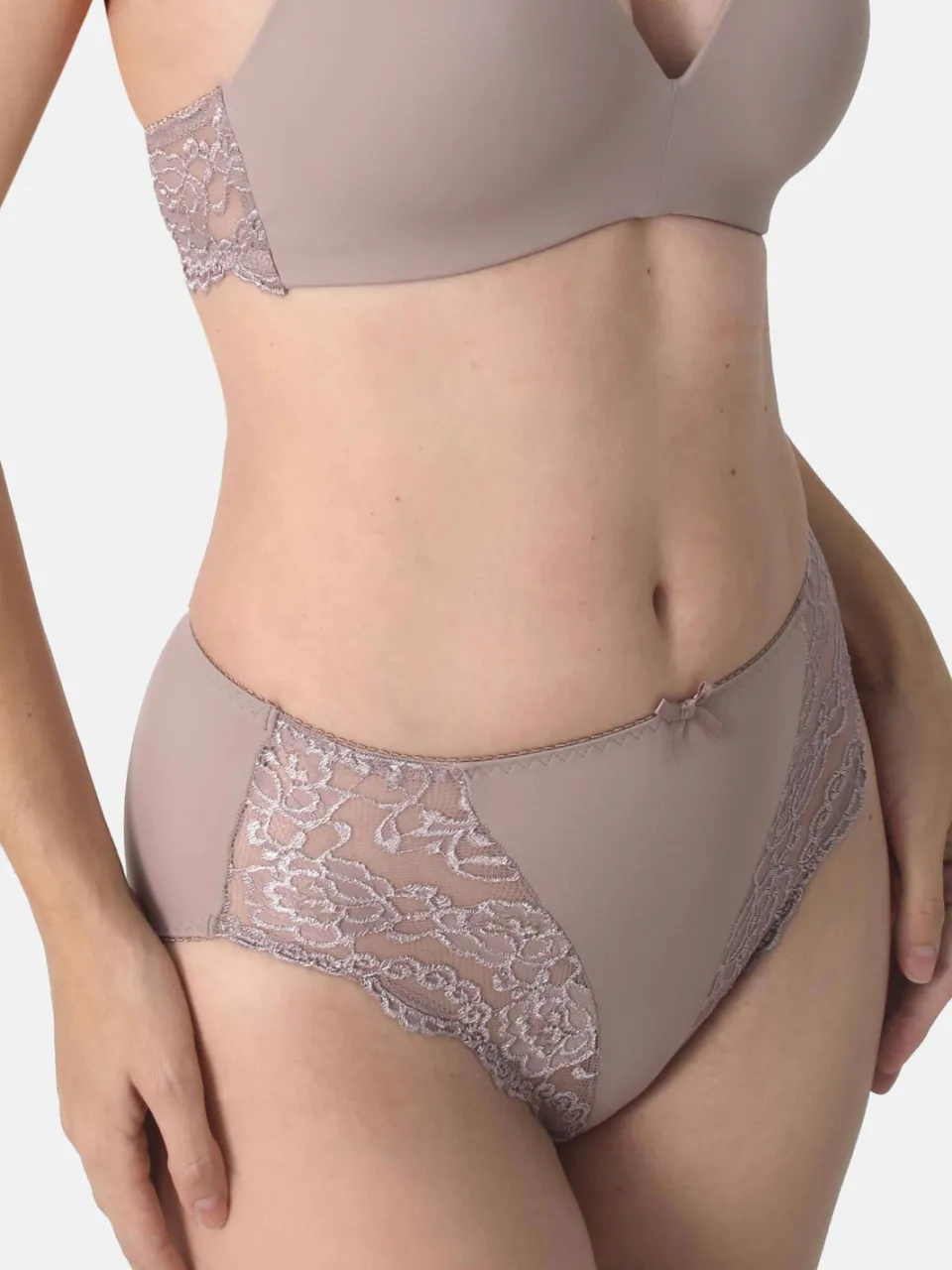 Sassa Mode Classic Lace maxislip taupe, foto 3