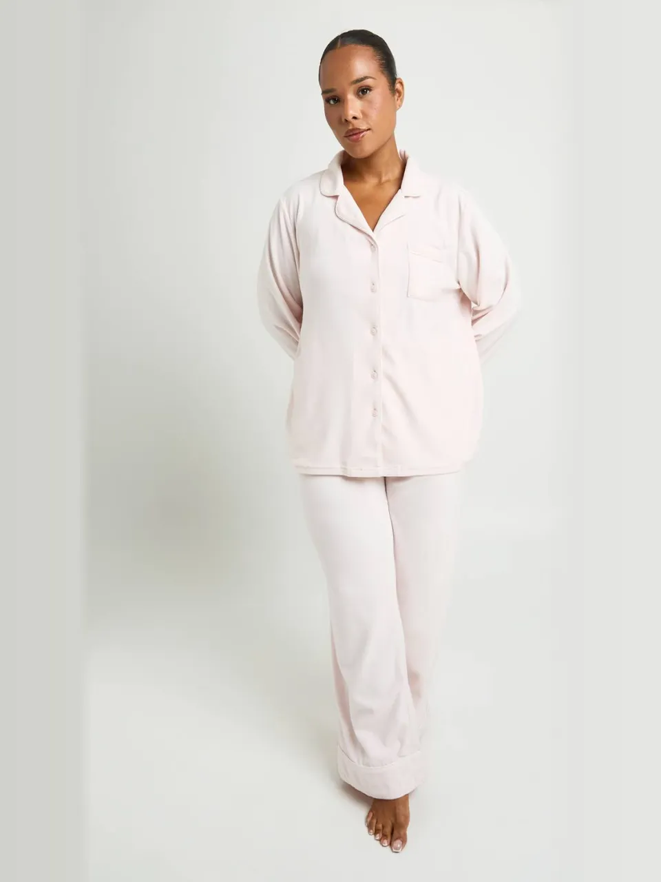 boohoo Dames Plus Baby Fleece Pyjama Set Met Paspeldetail Shirt Met Lange Mouwen & Broek lichtroze, foto 3