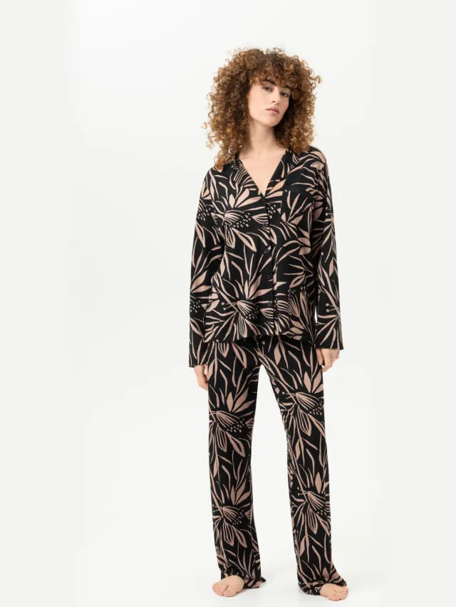 Mey Damespyjama Serie Vivid Bloom Zwart